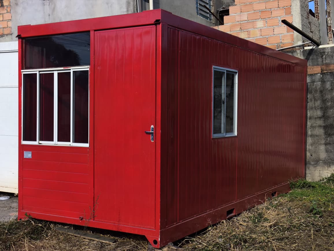 Container escritório vermelho